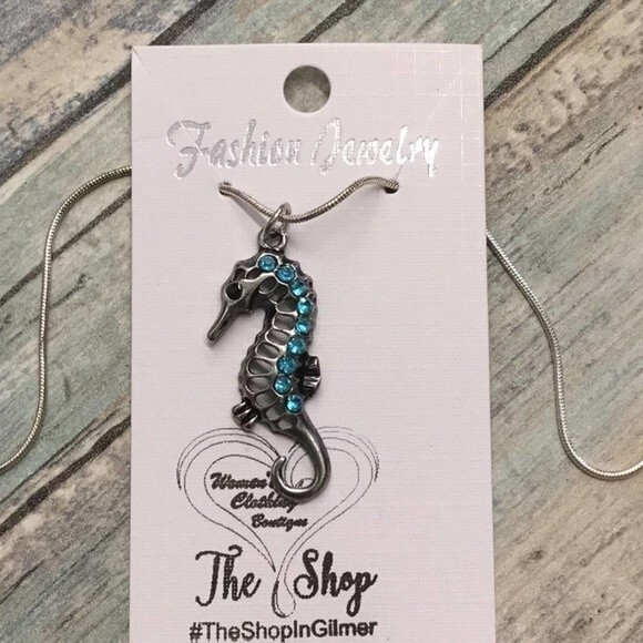 Seahorse Necklace - Picture 1 of 2